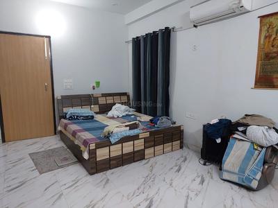 Bedroom Image of 1850 Sq.ft 2 BHK Builder Floor for rent in Gomti Nagar Lucknow for Rs. 20000