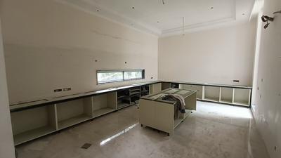 Kitchen Image of 18000 Sq.ft 5 BHK Villa for sale in Asola New Delhi for Rs. 260000000