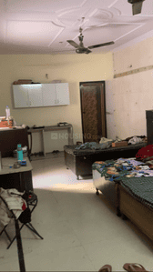 Image of Reet Paying Guest in Vishnu Garden, New Delhi