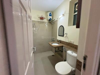 Bathroom Image of 2000 Sq.ft 3 BHK Apartment / Flat for rent in Emaar Emerald Hill, Sector 65 Gurgaon for Rs. 48000