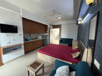 Image of 424 Sq.ft 1 BHK Apartment / Flat for rent in Supertech Eco Suites, Sector 137, Noida for Rs. 21300