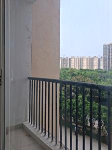 Living Room Image of 999 Sq.ft 2 BHK Apartment / Flat for sale in Amrapali Platinum, Sector 119 Noida for Rs. 9050000