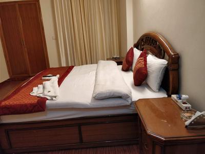 Bedroom Image of 2000 Sq.ft 2 BHK Independent House for rent in Sector 31 Noida for Rs. 35000