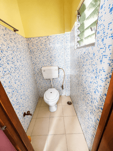 Bathroom Image of 850 Sq.ft 2 BHK Apartment / Flat for rent in Sarada Pally Kolkata for Rs. 25000