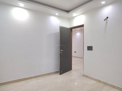 Bedroom Image of 1000 Sq.ft 2 BHK Builder Floor for sale in Safdarjung Enclave New Delhi for Rs. 19800000
