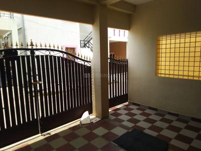 Balcony Image of 900 Sq.ft 2 BHK Builder Floor for rent in Avalapalli Hosur for Rs. 11000