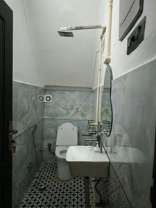 Image of 2000 Sq.ft 3 BHK Builder Floor for rent in Alaknanda, New Delhi for Rs. 72000