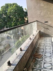 Balcony Image of 1800 Sq.ft 3 BHK Builder Floor for sale in Chittaranjan Park New Delhi for Rs. 62500000