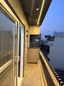 Balcony Image of 720 Sq.ft 2 BHK Builder Floor for rent in Shalimar Bagh New Delhi for Rs. 30000