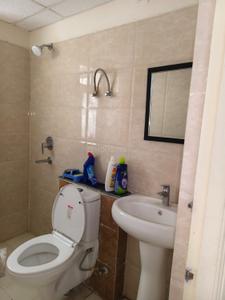 Bathroom Image of 950 Sq.ft 2 BHK Builder Floor for rent in UCHDPL Wave Executive Floors G, Wave City Ghaziabad for Rs. 23000