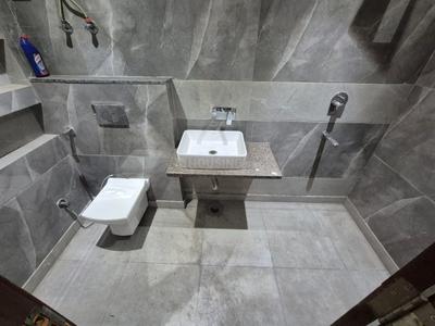 Image of 1500 Sq.ft 3 BHK Builder Floor for sale in Mansarover Garden, New Delhi for Rs. 26000000