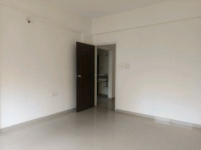 Bedroom Image of 1000 Sq.ft 2 BHK Apartment / Flat for rent in Kumar Picasso, Hadapsar Pune for Rs. 35000
