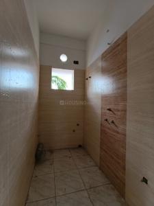 Bathroom Image of 850 Sq.ft 2 BHK Apartment / Flat for sale in Purba Barisha Kolkata for Rs. 3145000