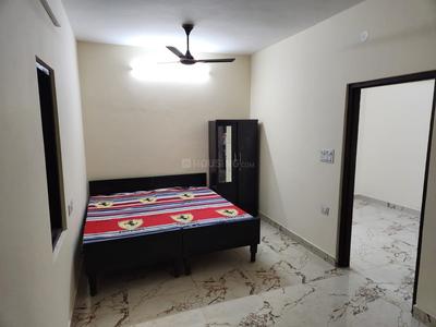 Bedroom Image of 450 Sq.ft 1 BHK Builder Floor for rent in Fateh Nagar New Delhi for Rs. 16000