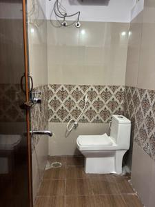 Bathroom Image of 750 Sq.ft 2 BHK Builder Floor for rent in Vijayanagar Bengaluru for Rs. 25000