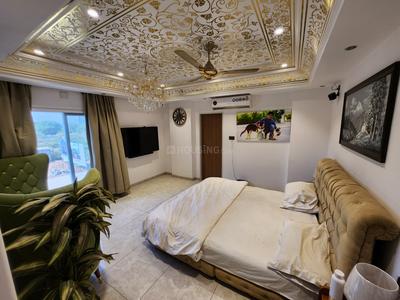 Bedroom Image of 4400 Sq.ft 5 BHK Apartment / Flat for sale in New Alkapuri Vadodara for Rs. 30000000