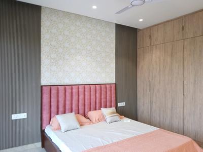 Bedroom Image of 2950 Sq.ft 3 BHK Builder Floor for sale in BPTP Amstoria , Sector 102 Gurgaon for Rs. 32000000