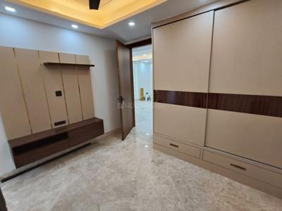 Bedroom Image of 750 Sq.ft 2 BHK Builder Floor for rent in Paschim Vihar New Delhi for Rs. 36000