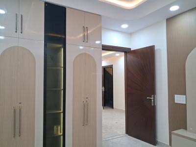 Bedroom Image of 2250 Sq.ft 4 BHK Builder Floor for sale in Paschim Vihar New Delhi for Rs. 45000000