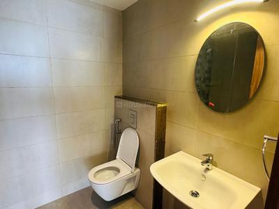 Bathroom Image of 1879 Sq.ft 3 BHK Apartment / Flat for rent in Madipakkam Chennai for Rs. 100000