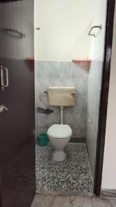 Bathroom Image of 765 Sq.ft 2 BHK Apartment / Flat for rent in Velachery Chennai for Rs. 24000