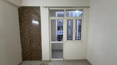 Bedroom Image of 900 Sq.ft 2 BHK Builder Floor for sale in UCHDPL Wave Executive Floors G, Wave City Ghaziabad for Rs. 8350000