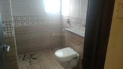Gemini Paradise Estate Bathroom Two 4
