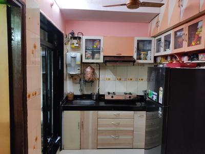 Kitchen Image of 750 Sq.ft 2 BHK Apartment / Flat for sale in Chembur Mumbai for Rs. 15000000