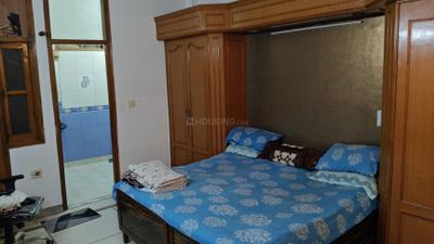 Bedroom Image of 1500 Sq.ft 3 BHK Builder Floor for rent in Swaraj Homes Hari Mandir Block RWA, GTB Nagar New Delhi for Rs. 48000