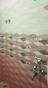 Bathroom Image of 750 Sq.ft 1 BHK Duplex for rent in Guramba Lucknow for Rs. 4999
