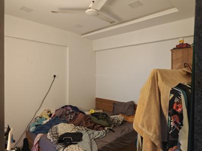 Bedroom Image of 1100 Sq.ft 3 BHK Apartment / Flat for rent in Andheri West Mumbai for Rs. 105000