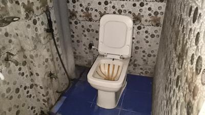 Bathroom Image of 700 Sq.ft 3 BHK Independent House for rent in Roshan Nagar Faridabad for Rs. 7000