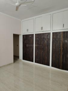 Bedroom Image of 2150 Sq.ft 2 BHK Builder Floor for rent in Gomti Nagar Lucknow for Rs. 22000