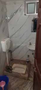 Bathroom Image of 1350 Sq.ft 3 BHK Independent House for rent in Bindayaka Jaipur for Rs. 10000