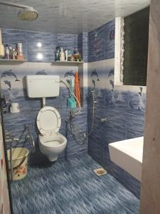 Bathroom Image of 750 Sq.ft 2 BHK Apartment / Flat for sale in Kalpataru Immensa, Thane West Thane for Rs. 12500000
