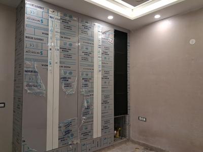 Bedroom Image of 1800 Sq.ft 3 BHK Builder Floor for sale in Paschim Vihar New Delhi for Rs. 32500000
