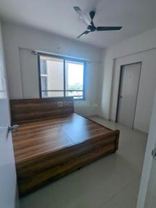 Bedroom Image of 1010 Sq.ft 2 BHK Apartment / Flat for rent in Pacifica Reflections, Vaishno Devi Circle Ahmedabad for Rs. 21000