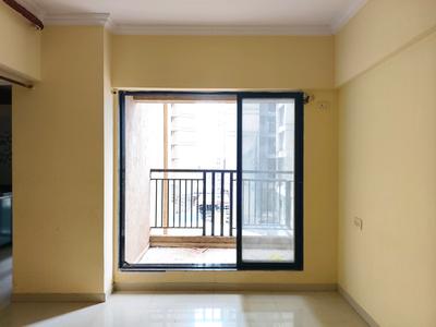 Living Room Image of 850 Sq.ft 2 BHK Apartment / Flat for sale in Raunak City Sector IV D10, Kalyan West Kalyan for Rs. 5850000