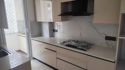 Kitchen Image of 1600 Sq.ft 3 BHK Builder Floor for rent in Raj One Good Earth, Sector 71 Gurgaon for Rs. 43000