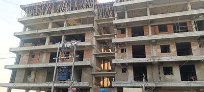 Image of 1220 Sq.ft 2 BHK Apartment / Flat for sale in Vardha Sky Castle, Kalindipuram, Allahabad for Rs. 8177283