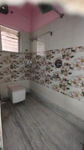 Bathroom Image of 1200 Sq.ft 3 BHK Apartment / Flat for sale in Dhakuria Kolkata for Rs. 8000000