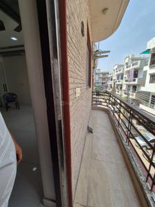 Balcony Image of 1500 Sq.ft 3 BHK Builder Floor for rent in Mansarover Garden New Delhi for Rs. 40000