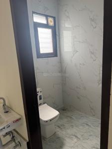 Bathroom Image of 1000 Sq.ft 1 RK Builder Floor for rent in Sector 31 Gurgaon for Rs. 15000