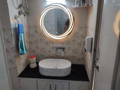 Image of 1500 Sq.ft 4 BHK Apartment / Flat for sale in Mayur Vihar Phase 1, New Delhi for Rs. 22200000