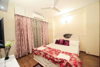 Bedroom Image of 1650 Sq.ft 3 BHK Apartment / Flat for sale in Omaxe The Palace, Gomti Nagar Lucknow for Rs. 15000000