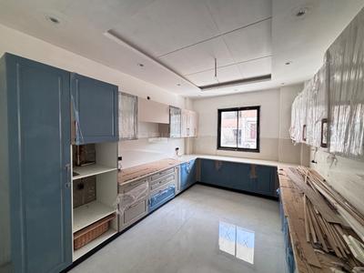 Kitchen Image of 2835 Sq.ft 4 BHK Builder Floor for sale in Green Field Colony Faridabad for Rs. 32000000