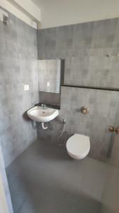 Bathroom Image of 1750 Sq.ft 3 BHK Apartment / Flat for rent in Alembic Veda II, Chhani Jakat Naka Vadodara for Rs. 36000