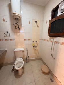 Image of 1575 Sq.ft 3 BHK Builder Floor for rent in Kalkaji, New Delhi for Rs. 80000