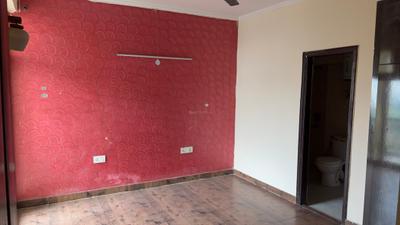Bedroom Image of 1000 Sq.ft 2 BHK Apartment / Flat for rent in Amrapali Silicon City, Sector 76 Noida for Rs. 29000