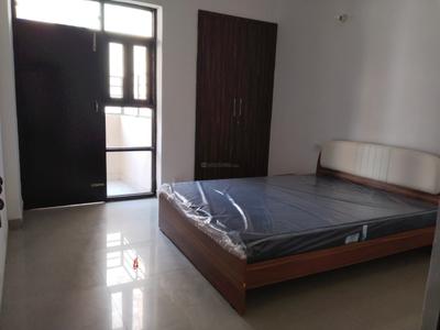 Bedroom Image of 1700 Sq.ft 3 BHK Apartment / Flat for sale in Cosmos Golden Heights, Crossings Republik Ghaziabad for Rs. 11400000